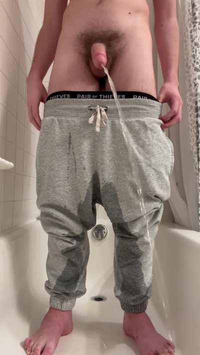 This is one of my favorite pees so far! Pissing with a semi is so fun!