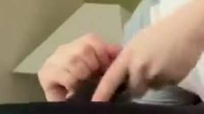 Hairbrush vs right foot 