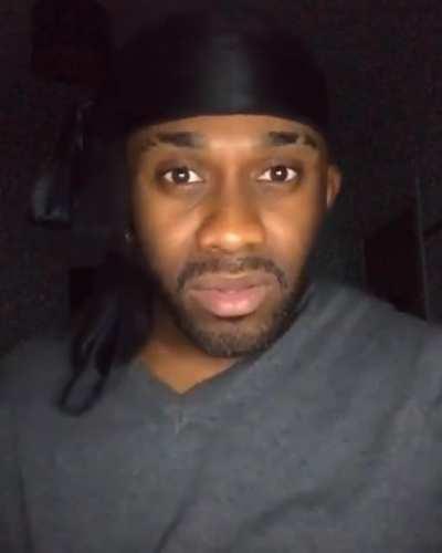 O jogo que a galera tá jogando, phamosphobia sla o nome disso