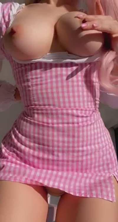 I love how this dress looks on my body