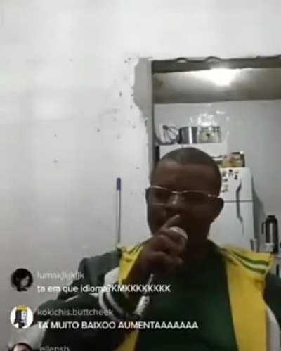 Aumenta mais um pouxo