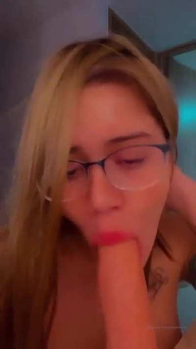 Cintia cossio bn sexy!!! Quieren mas de ella??