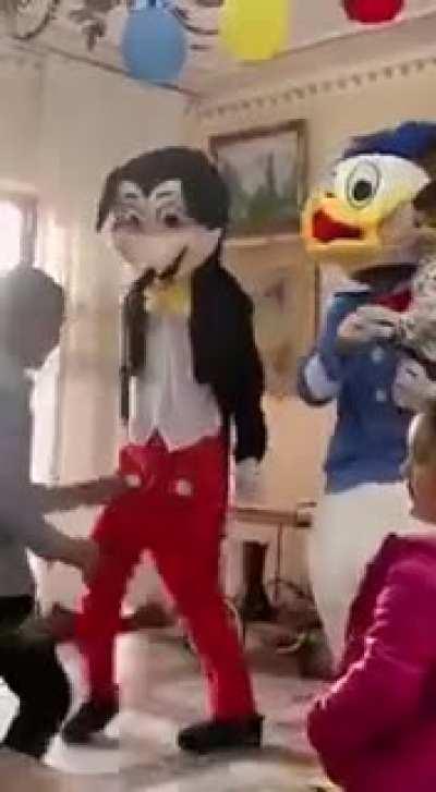 We have Disneyland at home 🏠 🇷🇴