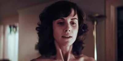 In light of GLOW getting cancelled, here is a look back at the show that gave us the nude debut of Alison Brie [HD, brightened, better]