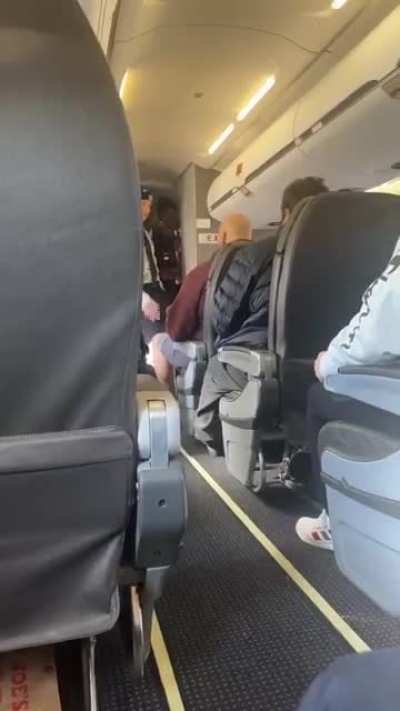 Sen. John Fetterman held up a flight because he wouldn’t properly wear his seatbelt.