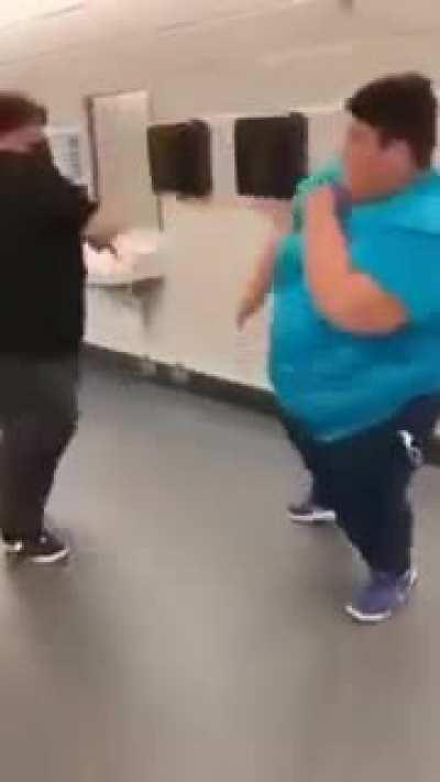 Fighting for the last 🍔