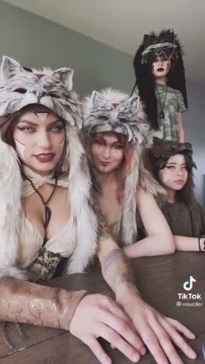 It’s a tall order to show off your contacts, masks and titties all in one tiktok, but by golly they’ve done it!