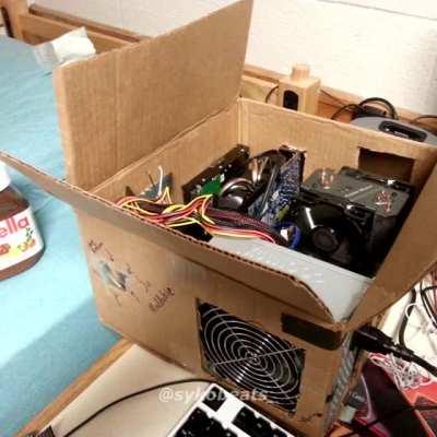 Corren el roblox con graficos al minimo 🥵🥵