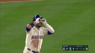 [Highlight] Eugenio Suarez walks off with the Braves with a home run off Jansen in the 9th!