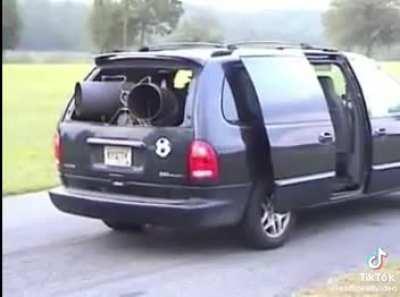 Grand caravan takes off