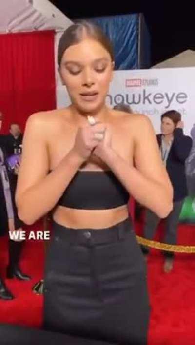 A Few Words From Hailee At The Hawkeye Premier