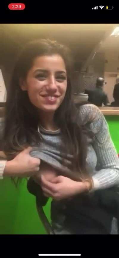 Very hesitant flash in a crowded space