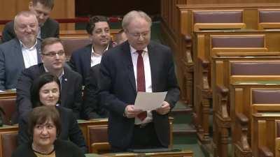 📜 ROMANES EUNT DOMUS