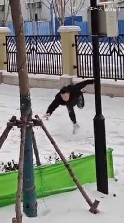 Is this Vordt of the Boreal Valley or a Basilisk?