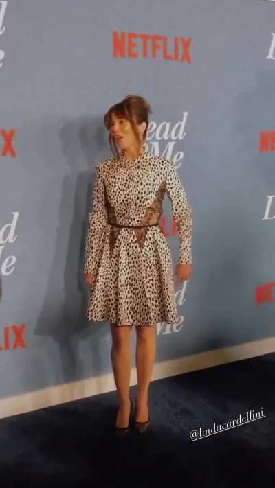 Linda Cardellini - Dead To Me Season 3 Premiere.