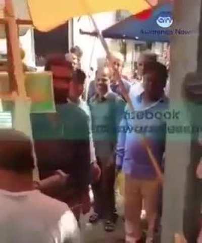 Abdul mixed infertility pills and urine in fruit juices when serving Hindus. Description in comments