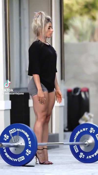 🏋🏻‍♀️🐄 MISSCARRIEJUNE 🐄🏋🏻‍♀️