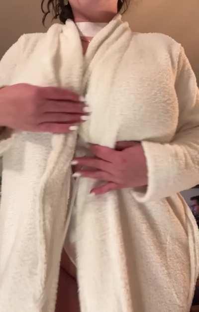 Wonder if the delivery driver knew what I was wearing when I answered the door