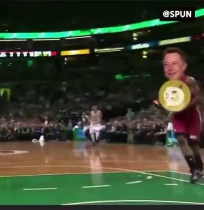 To the mooon🚀🚀☻