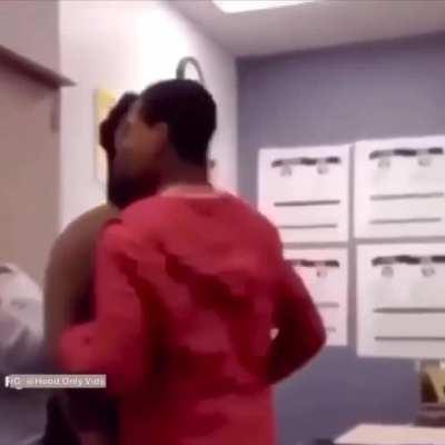 Сюткин, мы не узнаем вас в гриме