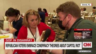 Florida Qanon Karen sharing some 