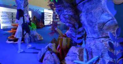 Hyoon in Aria's Hawaii vlog - September 2024