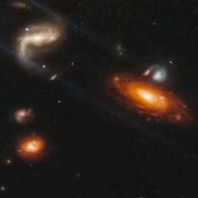 Close up comparison of OLD vs NEW photos of SMACS 0723. New one is from James Webb Telescope.