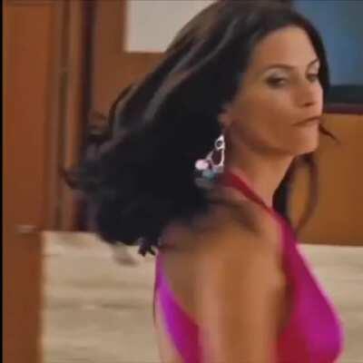Courteney Cox bustier than usual
