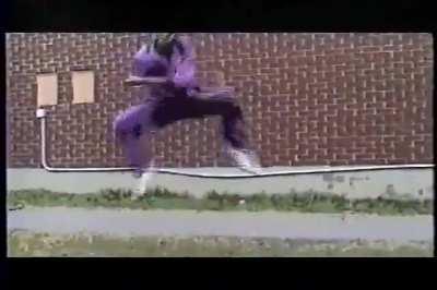 When Aphex comes on in the club