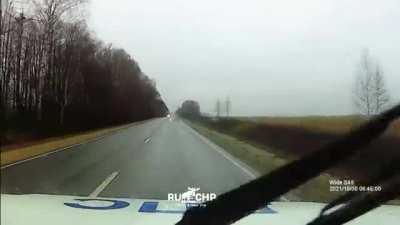 cuts off police which leads to a chase