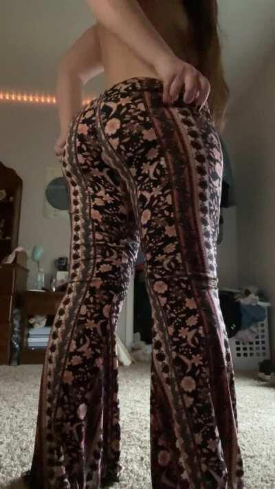 How do these pants look on me?