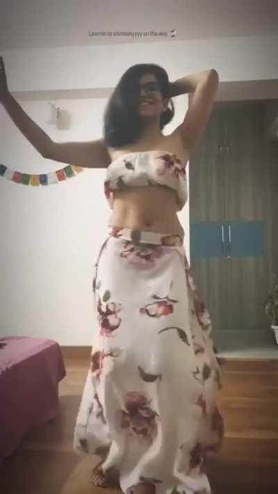 Bitches be belly-dancing