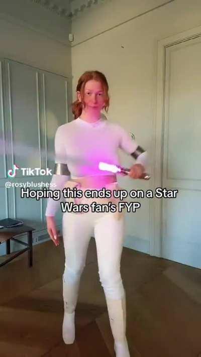 @roseyblushess mmmm redheads 