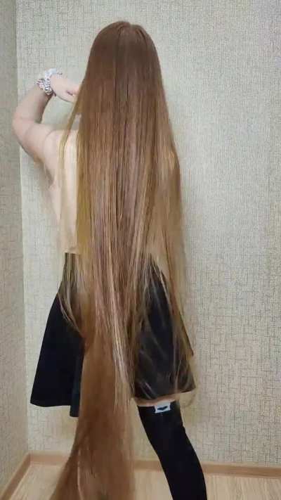 School style 📚 loose bun