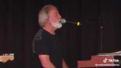 Knights in White Satin (Moody Blues) Performed by the Fabulous Hubcaps, Celebrating 50 years of touring!