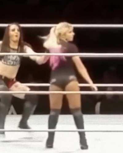 Alexa 🍑