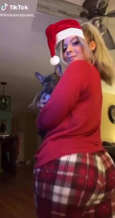 Christmas PAWG 🧑🏻‍🎄🍑