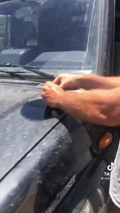 To fry an egg on a car