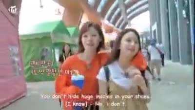 Jeongyeon describing her taste to Chaeyoung