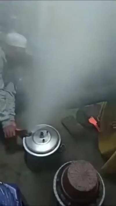 opening a pressure cooker without emptying the pressure