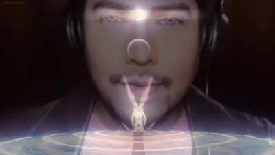 Anuc Atwittan preforms 