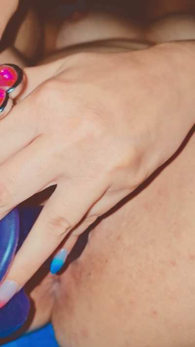 I love having both my holes filled