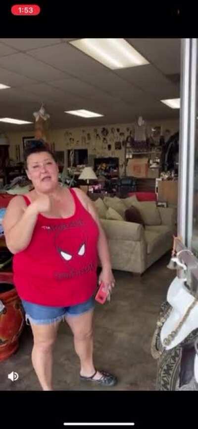 Store owner gets called out for not wearing a mask. ( she’s also wrong. All business have to have their personal wearing masks in CA)