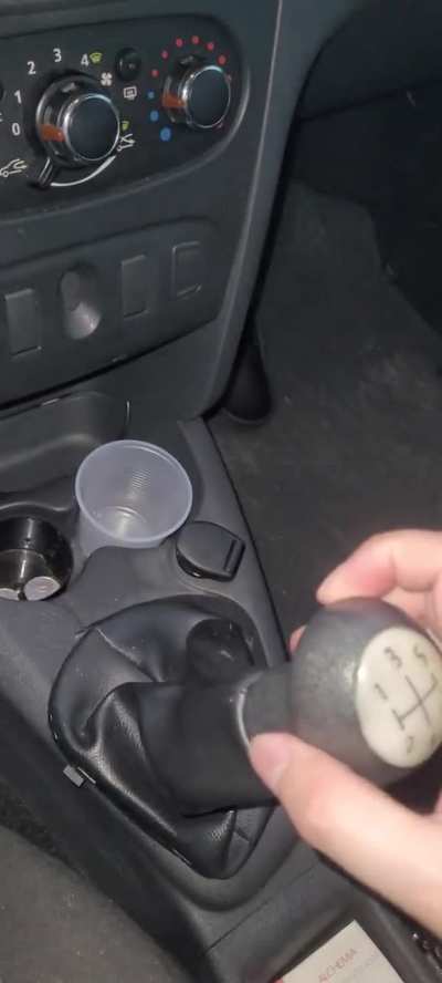 Como tirar essa folga (vulgo férias) do câmbio?