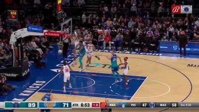 [Highlight] Miles Bridges hits the athletic baseline reverse layup for his 35th point which ties his career high