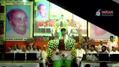 Imran Pratapgarhi encouraging Muslims to became IAS, IPS, PART OF JUDICIARY.. 2017 video