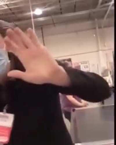 Costco Employee Deals With a Sheep Who Refuses to Wear a Mask.