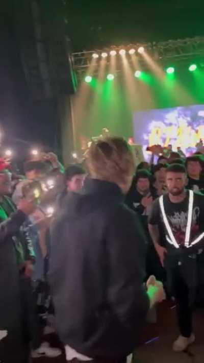 old video from 11/29 no stylist tour 😂😂 right before homixide dropped this white boy got dropped