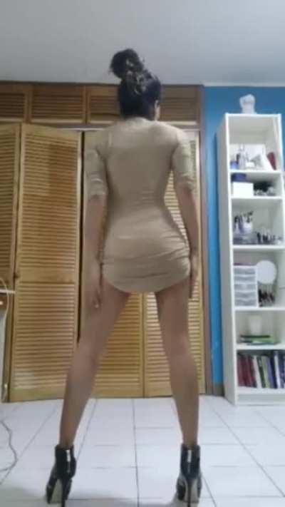 [F] [31] Are you spending the weekend?