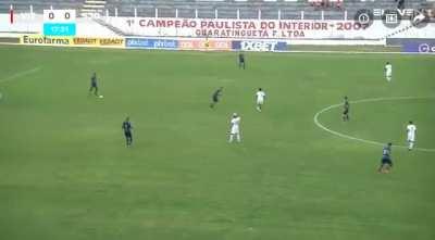 Jogada ensaiada para o gol da derrota